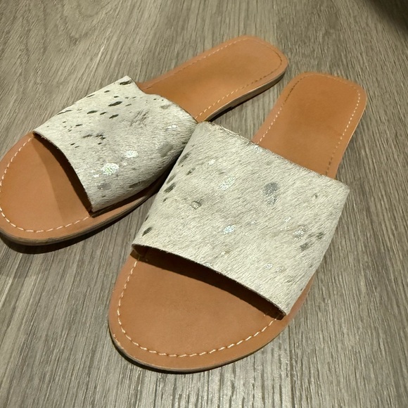 Coconuts by Matisse Sandals - Picture 1 of 3